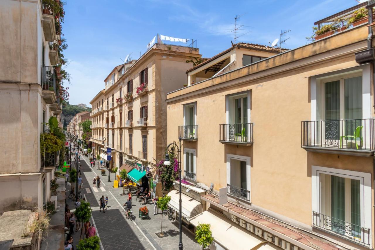 Comfy Apt 4 Sleeps Right In The Centre Sorrento Exterior foto