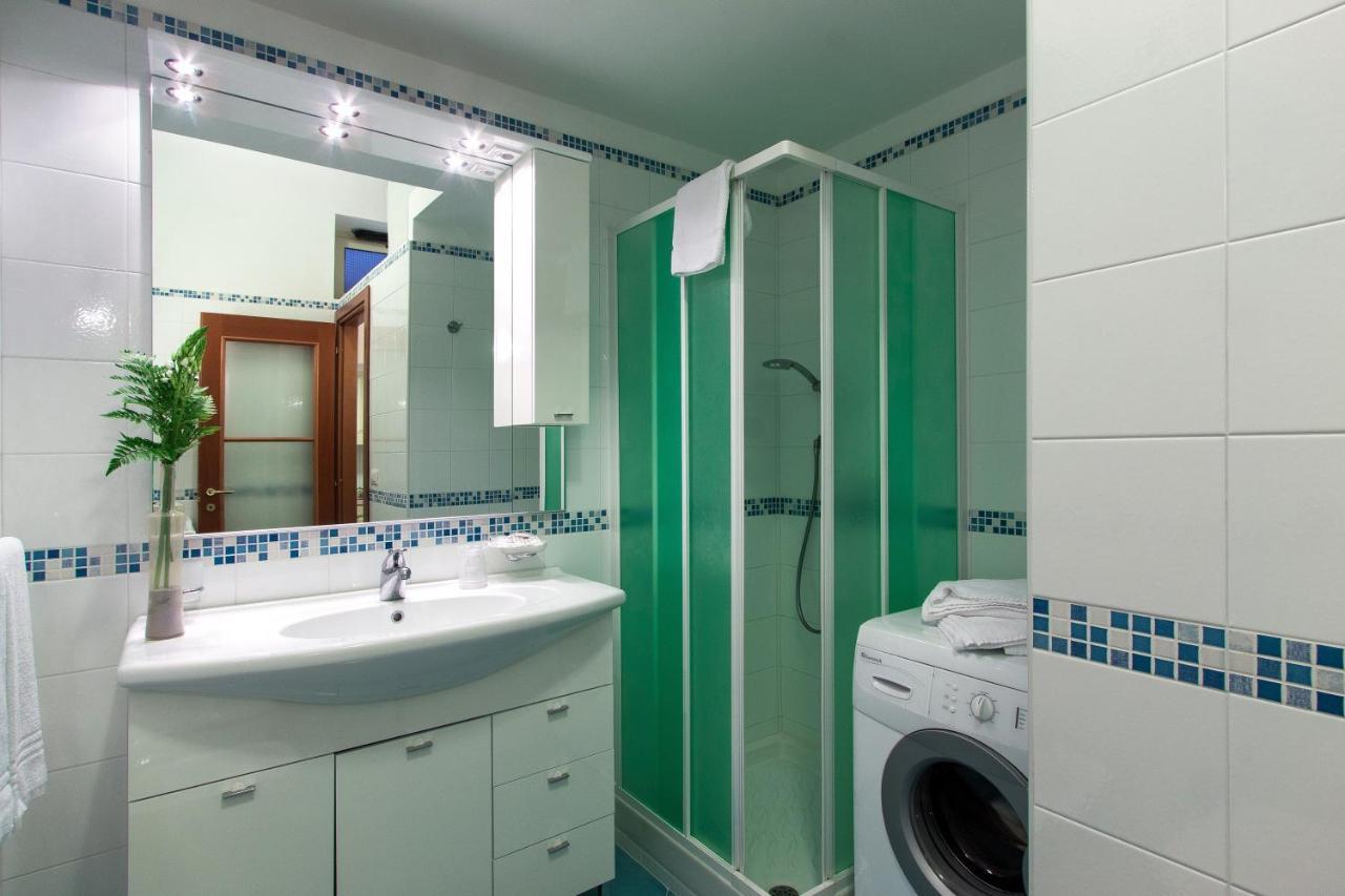 Comfy Apt 4 Sleeps Right In The Centre Sorrento Exterior foto