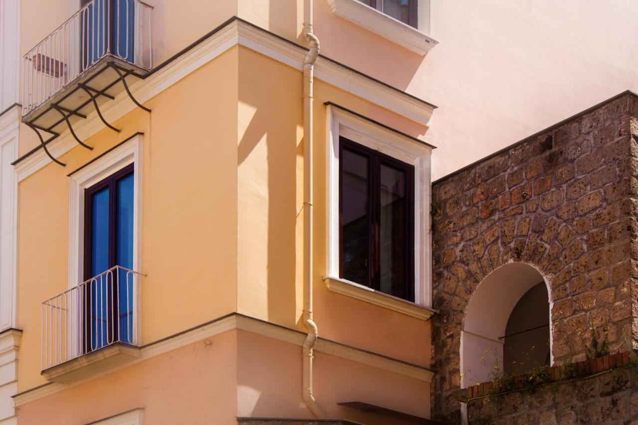 Comfy Apt 4 Sleeps Right In The Centre Sorrento Exterior foto